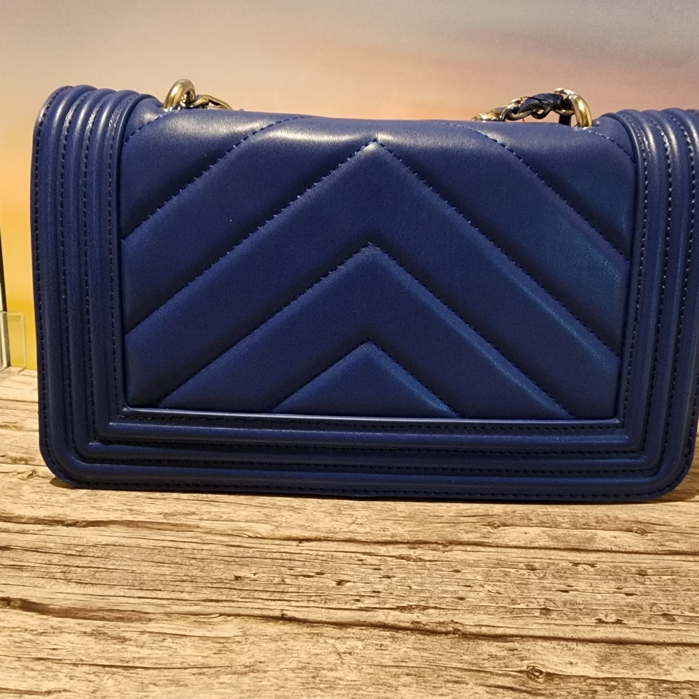 Badgley Mischka Royal Blue Quilted Shoulder Bag - Picture 2 of 5